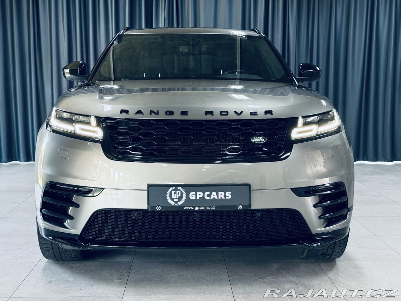 2018 Land Rover RANGE ROVER VELAR - 2