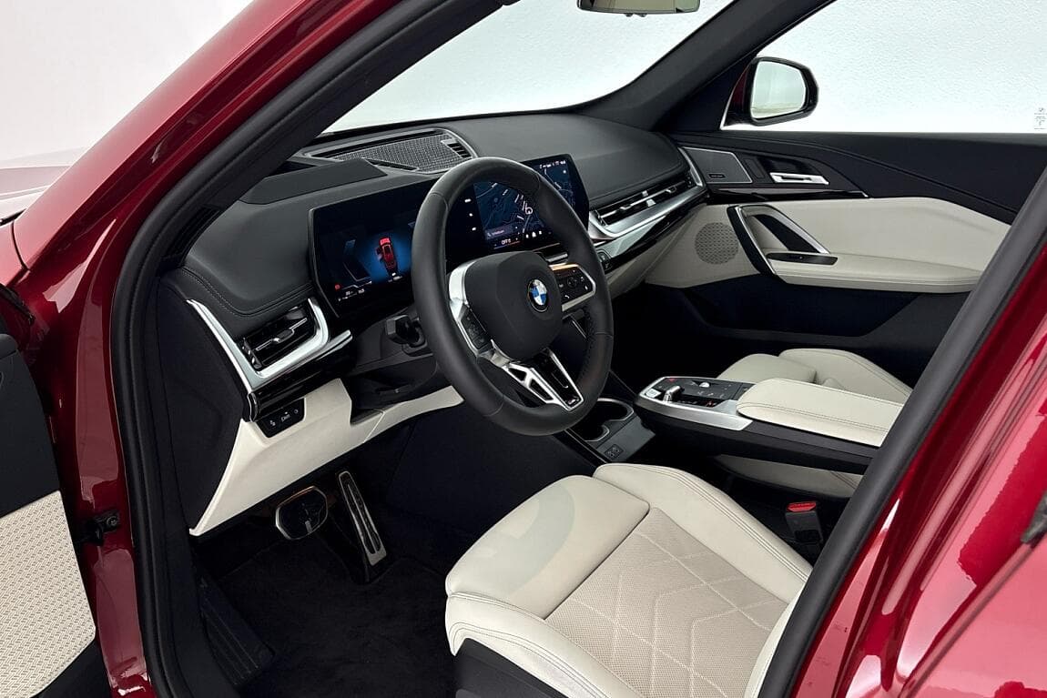2025 BMW X1 - 7