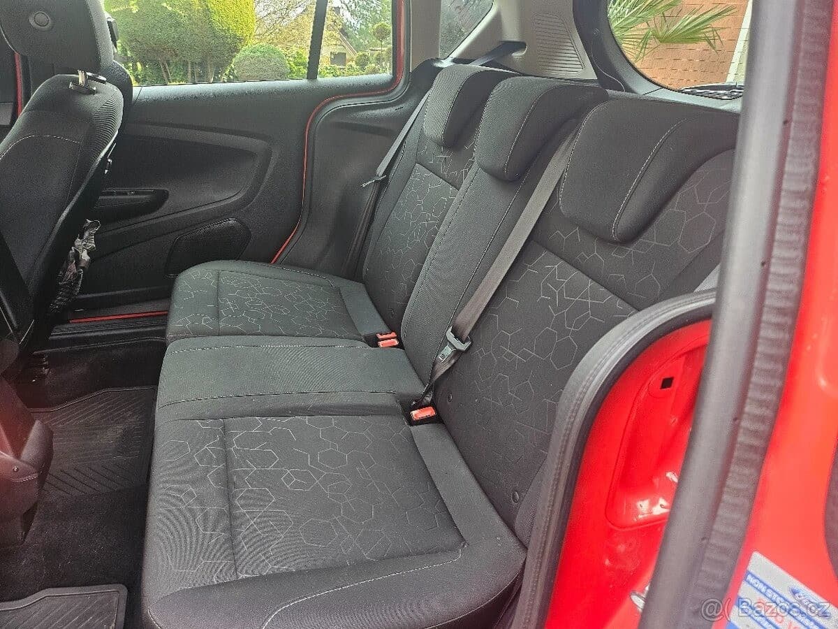 Ford B-MAX - 13
