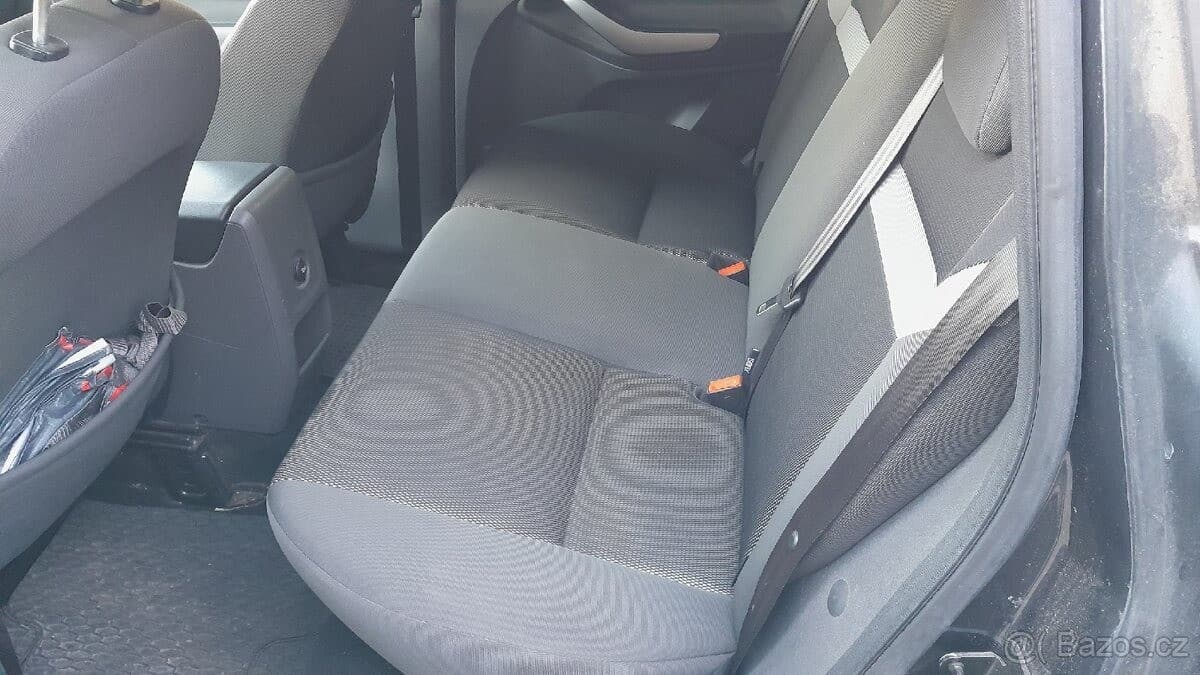 2010 Ford KUGA - 8