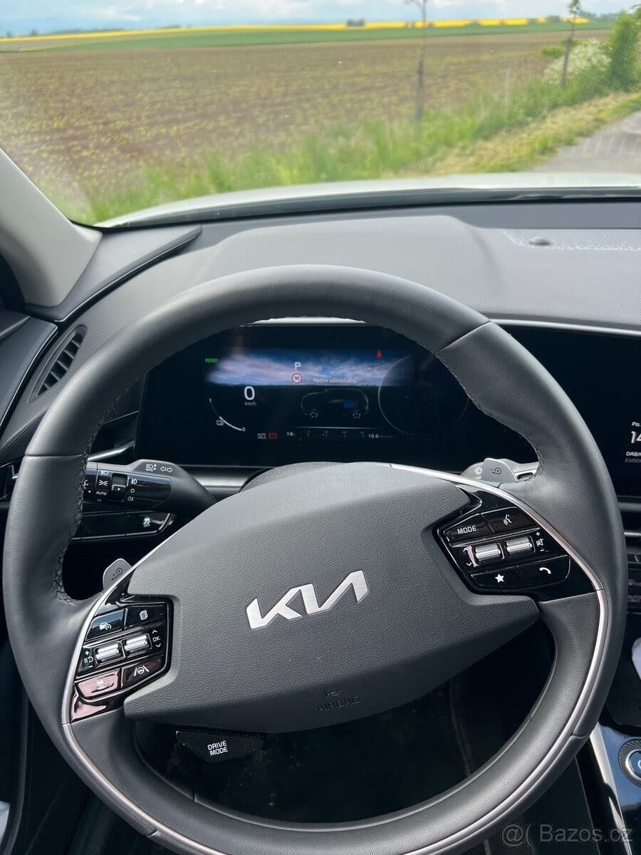 2022 Kia NIRO - 3