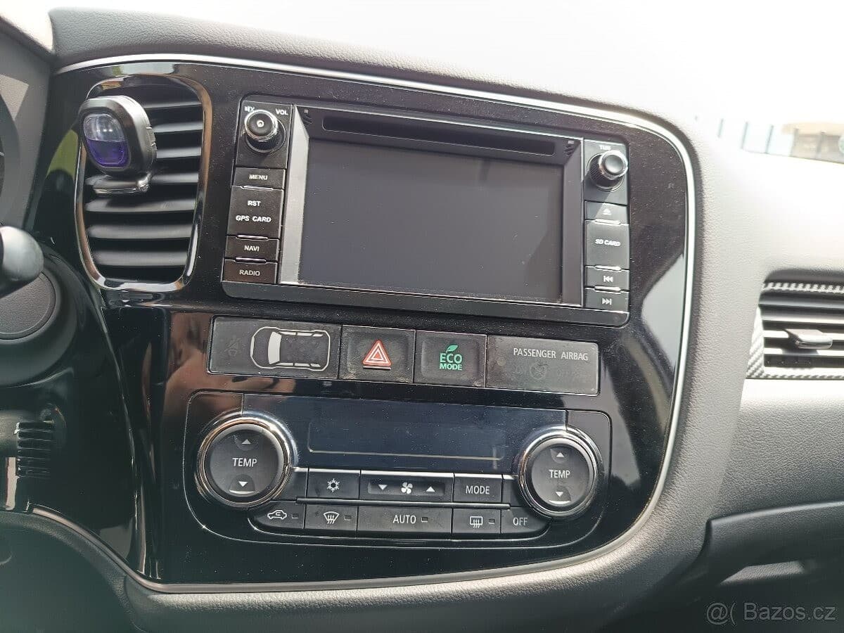 2014 Mitsubishi OUTLANDER - 3