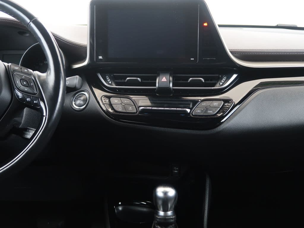 2018 Toyota C-HR - 17