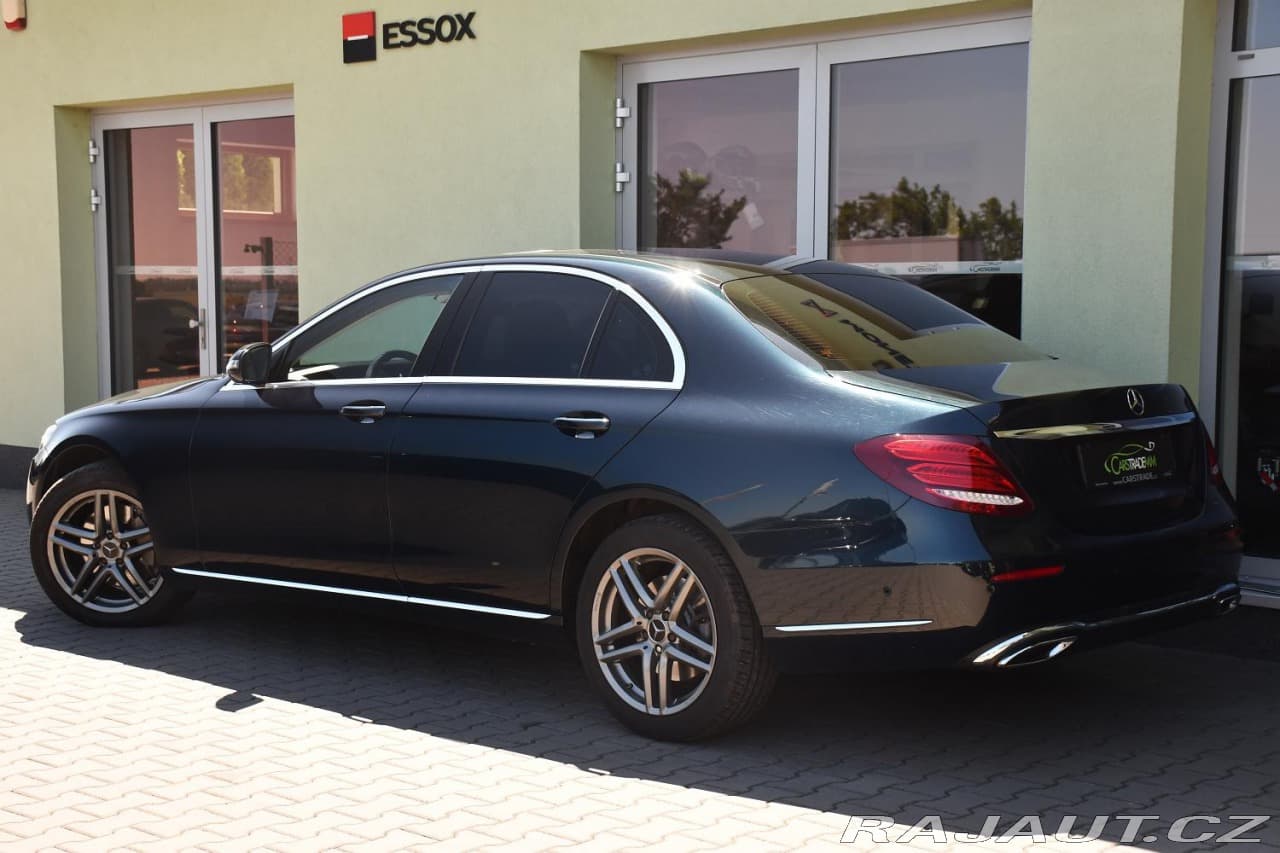 2016 Mercedes-Benz E-CLASS - 3