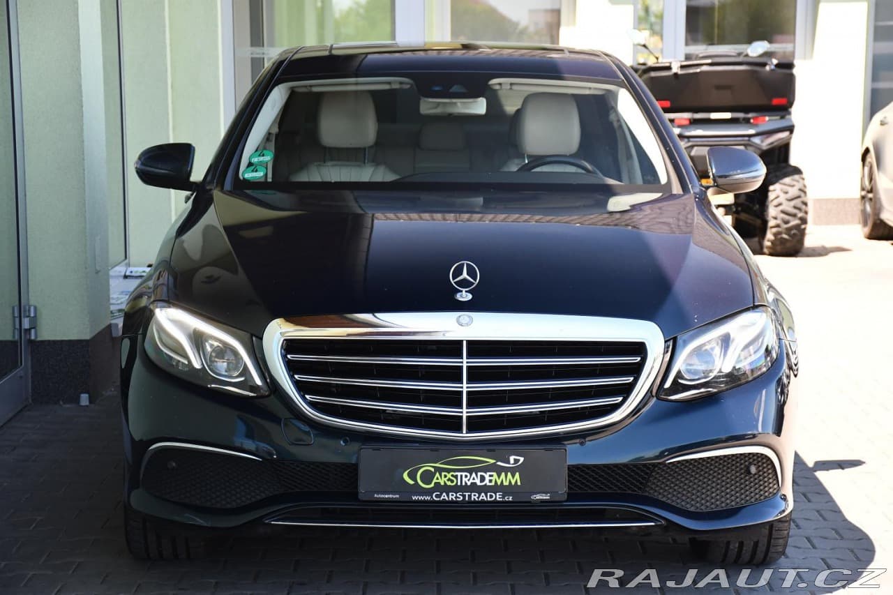 2016 Mercedes-Benz E-CLASS - 9