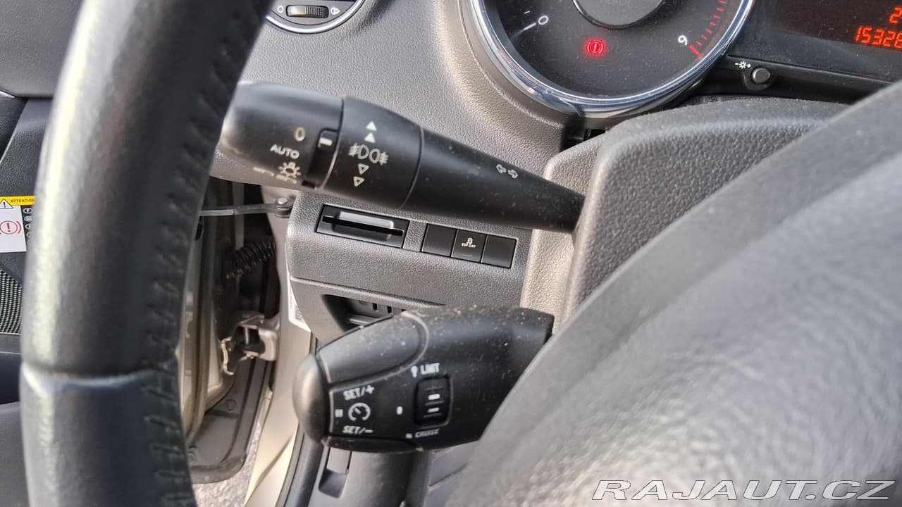 2011 Peugeot 3008 - 8