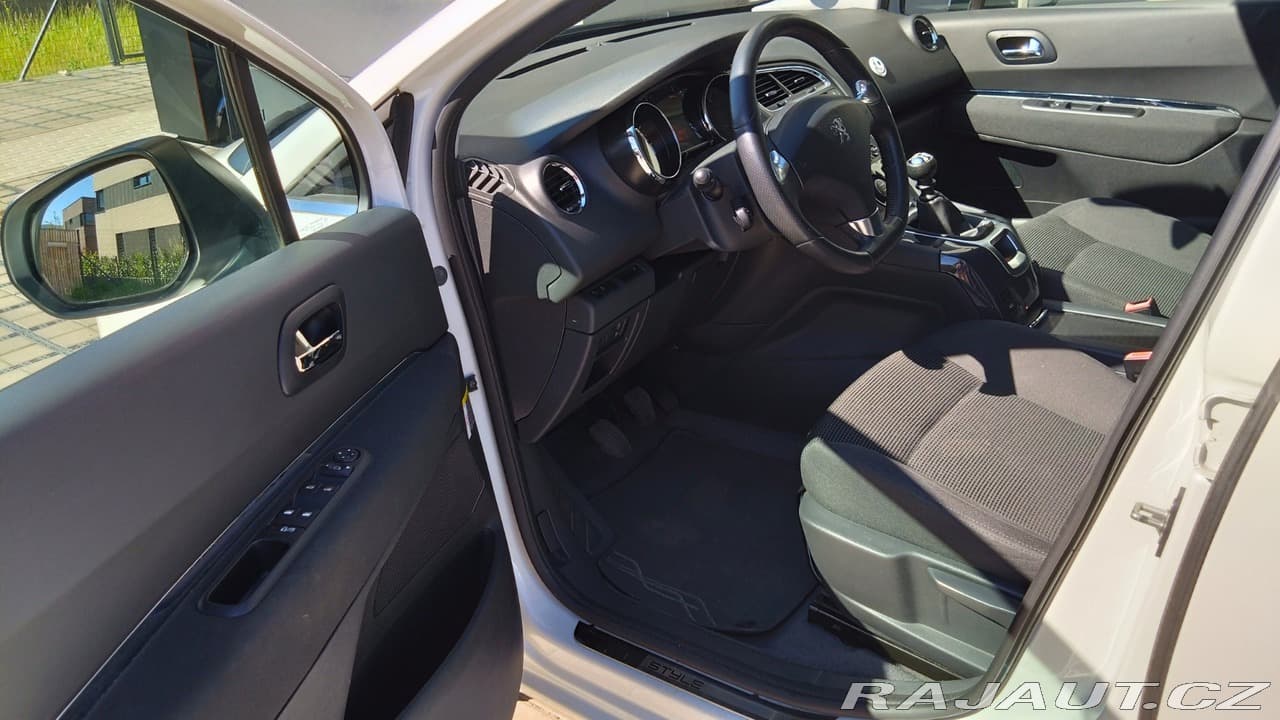 2015 Peugeot 5008 - 7