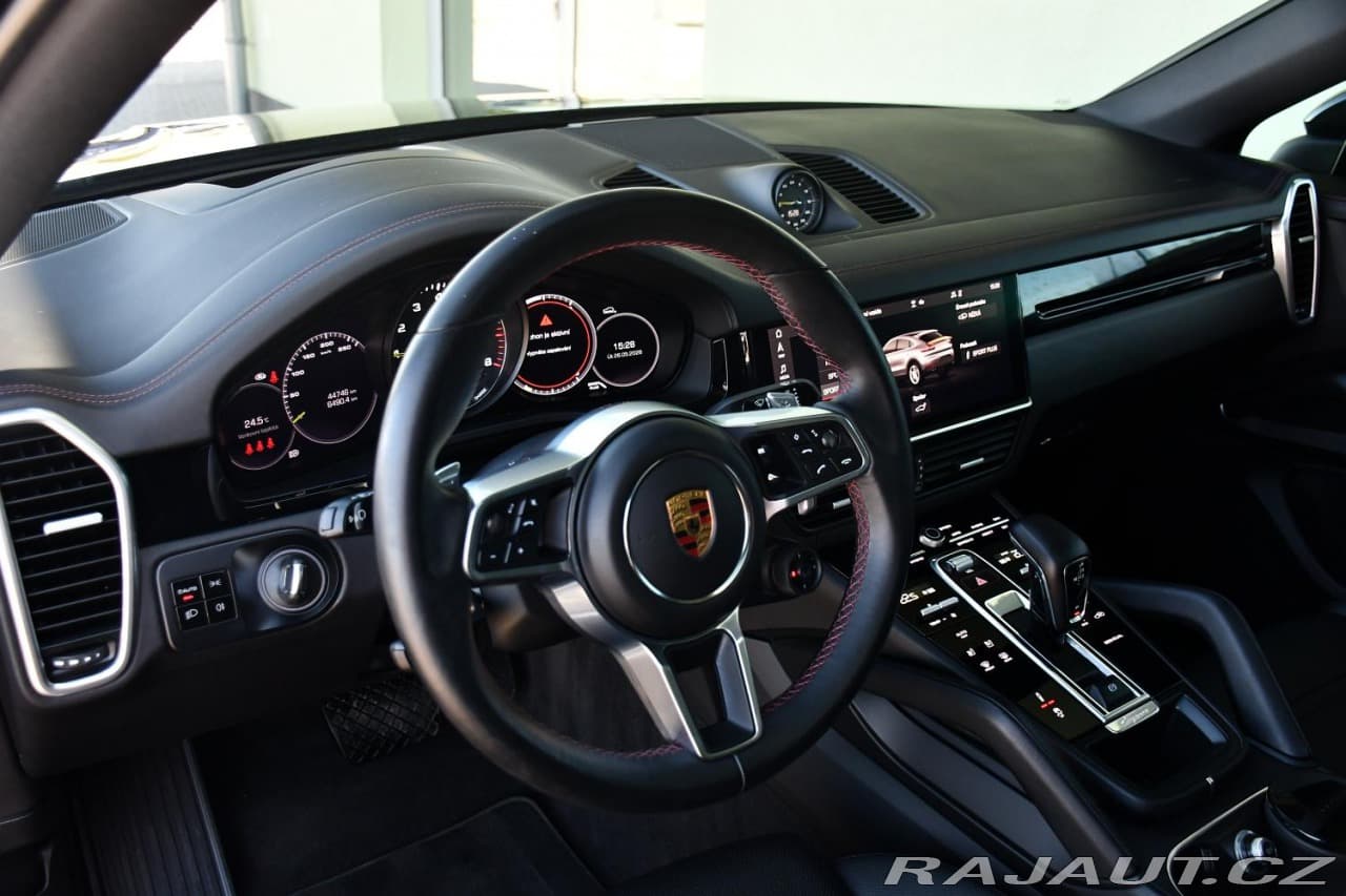 2021 Porsche CAYENNE - 15