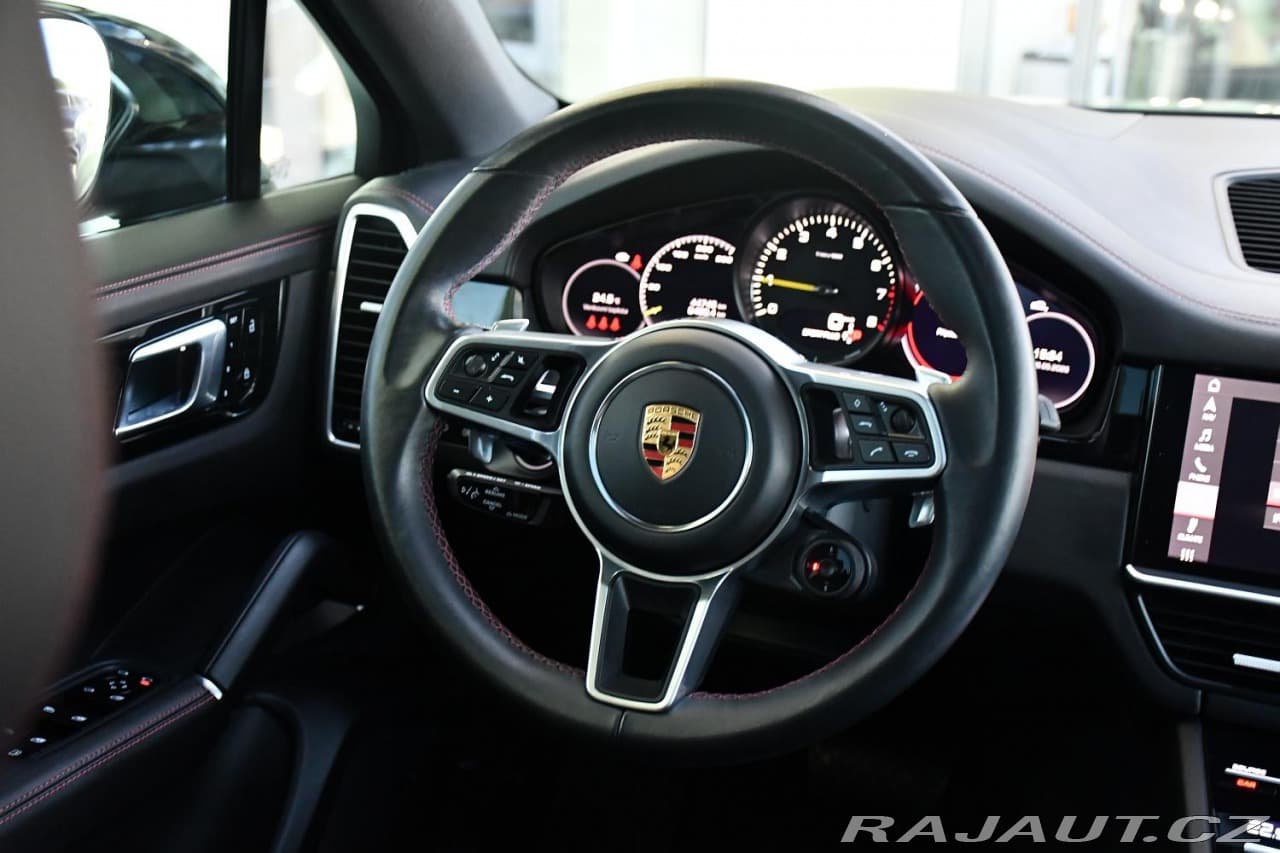 2021 Porsche CAYENNE - 6