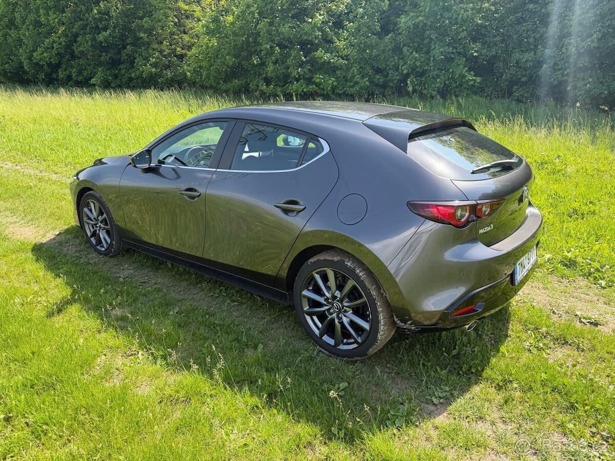 2022 Mazda 3 - 4