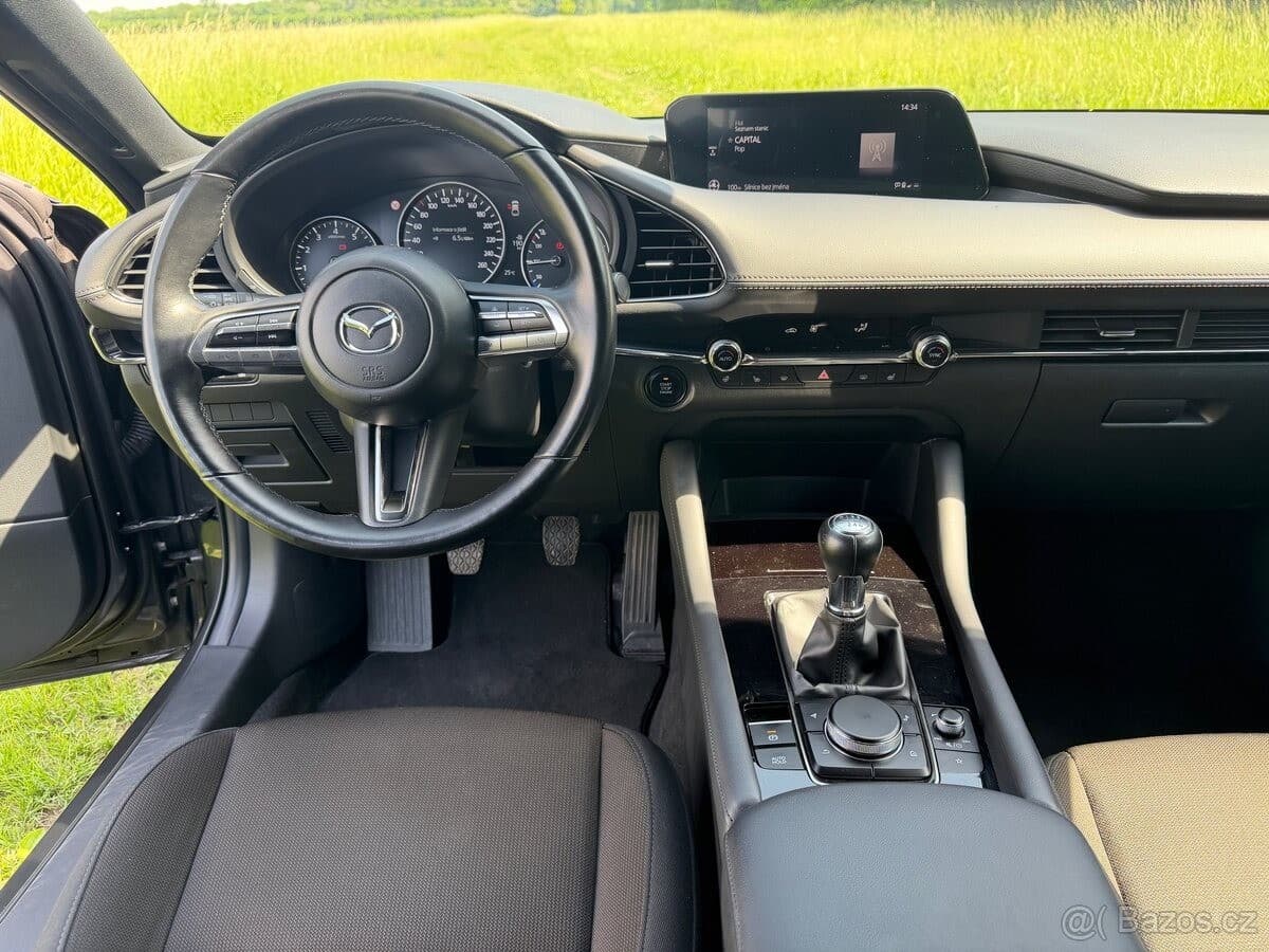 2022 Mazda 3 - 8