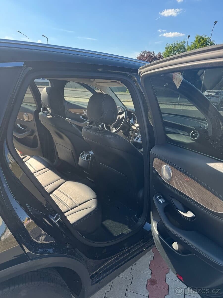 2018 Mercedes-Benz GLC - 10