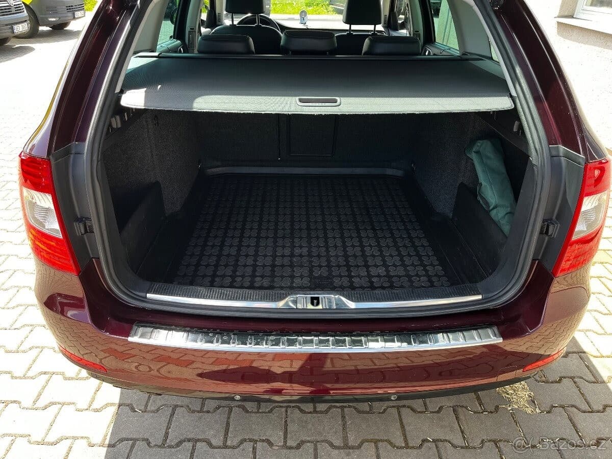 2017 Škoda SUPERB - 11