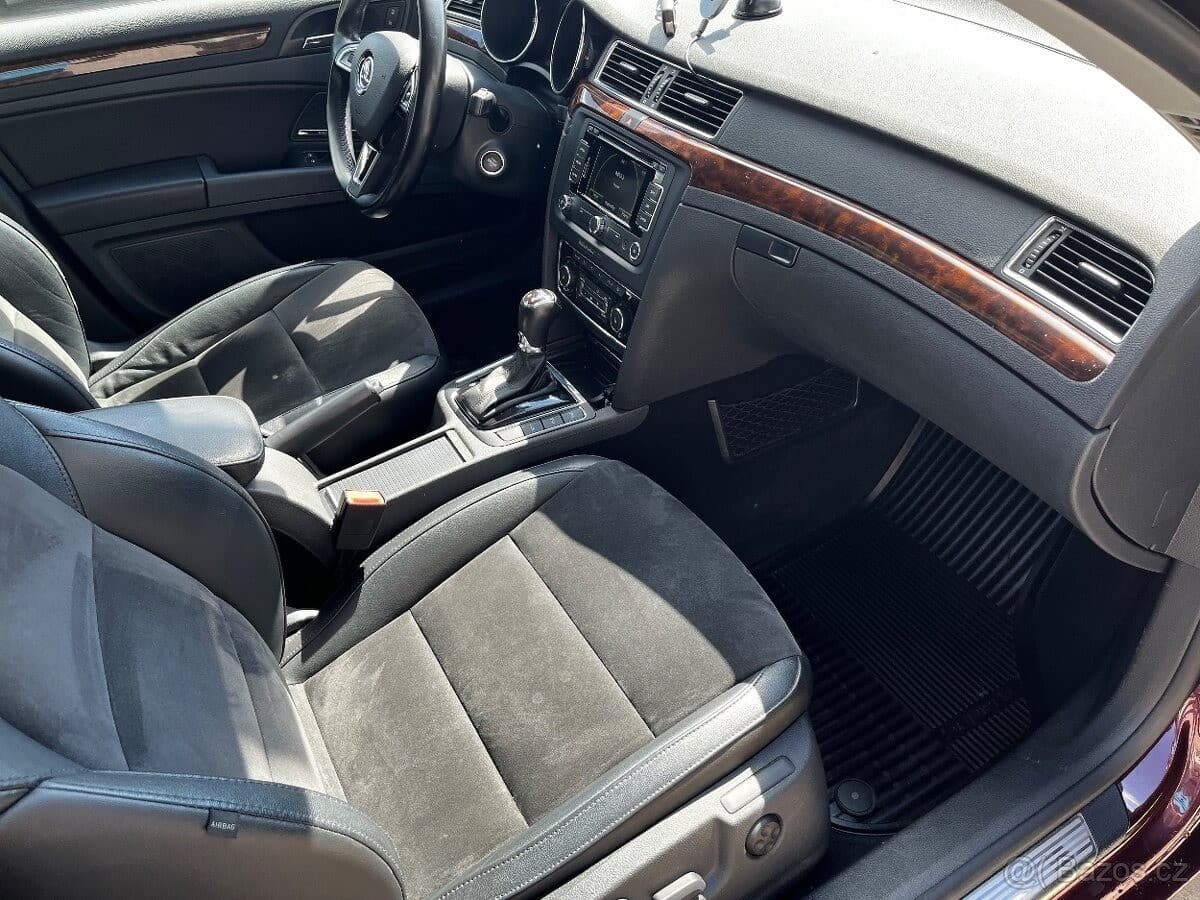 2017 Škoda SUPERB - 14