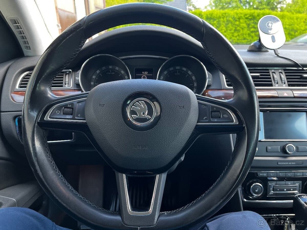 2017 Škoda SUPERB - 17