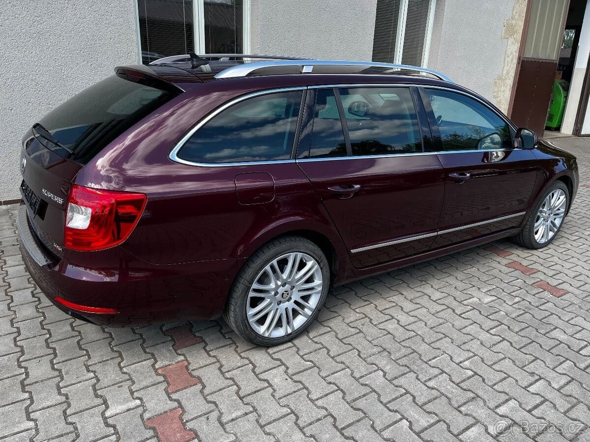 2017 Škoda SUPERB - 9