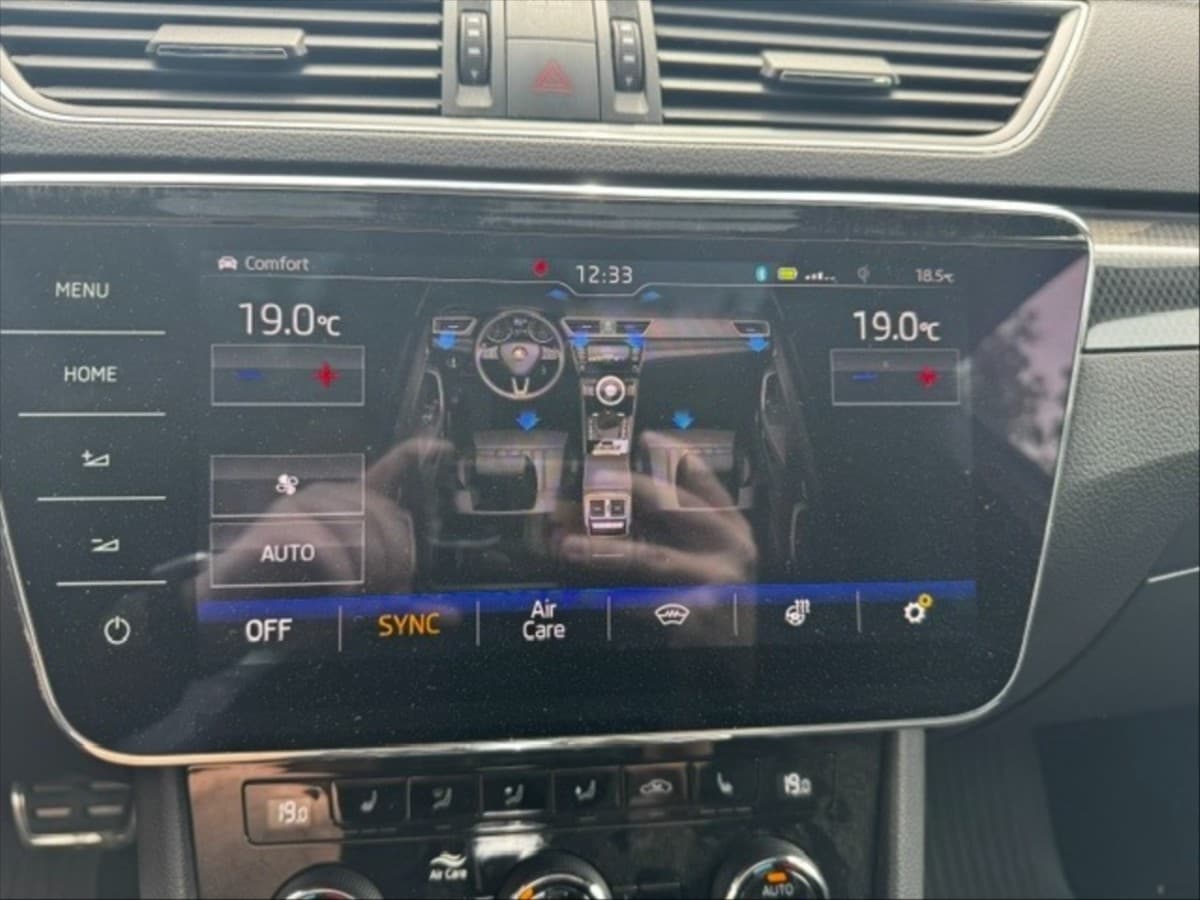 2018 Škoda SUPERB - 6