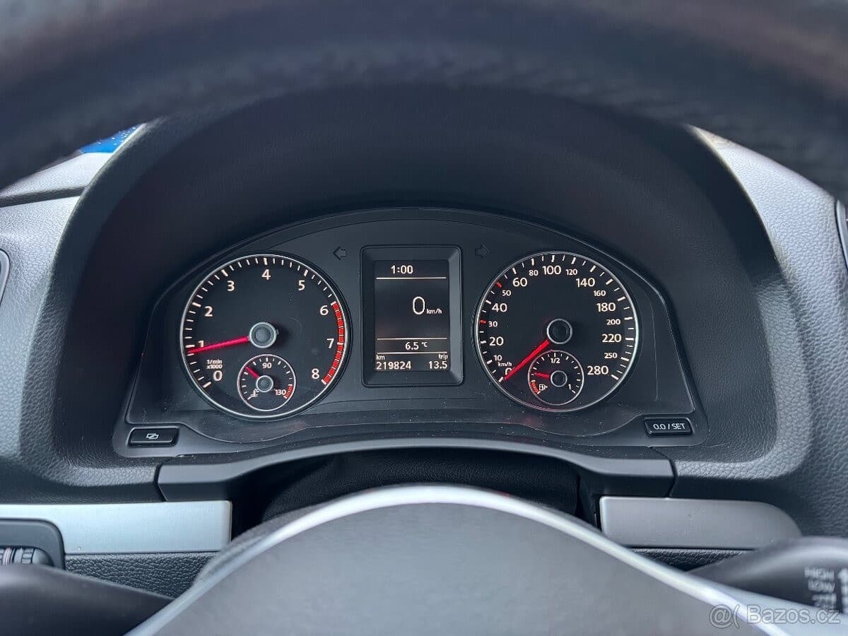 Volkswagen SCIROCCO - 11