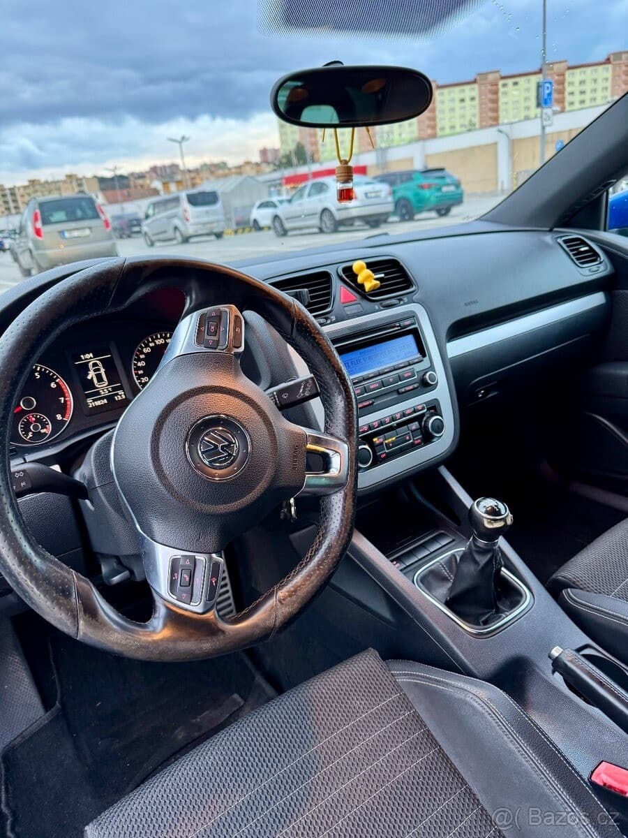 Volkswagen SCIROCCO - 2