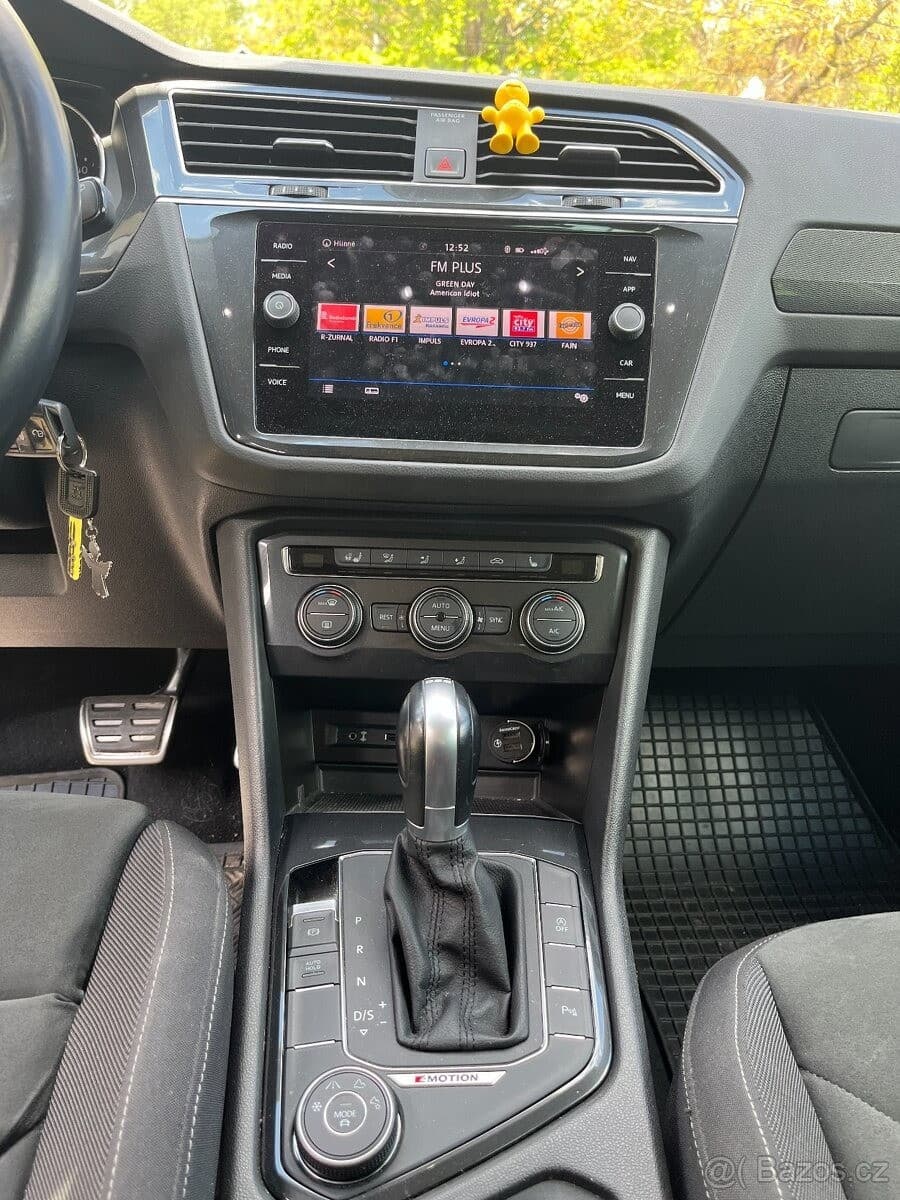 2018 Volkswagen TIGUAN - 9