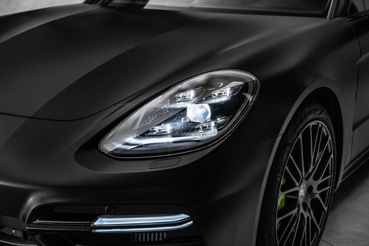2018 Porsche PANAMERA - 10
