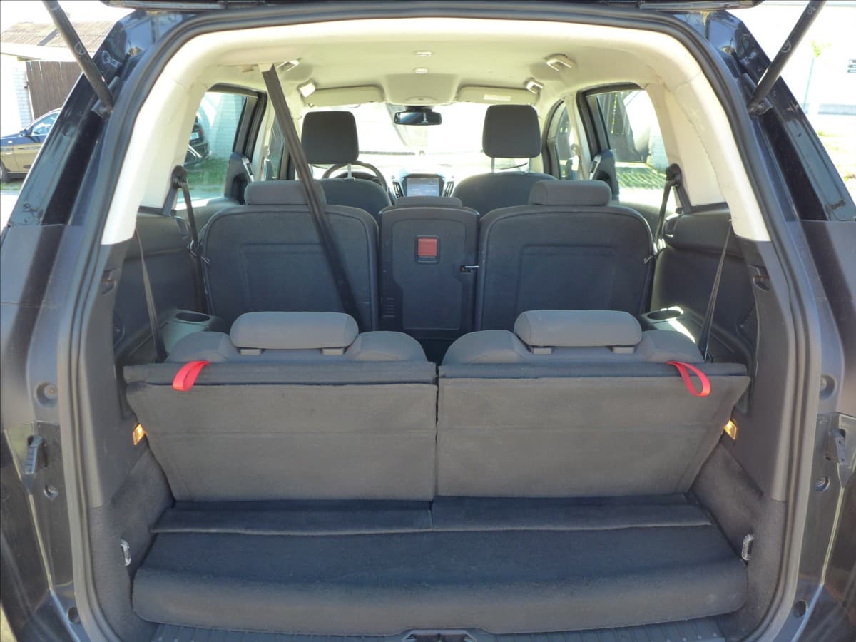2015 Ford C-MAX - 8
