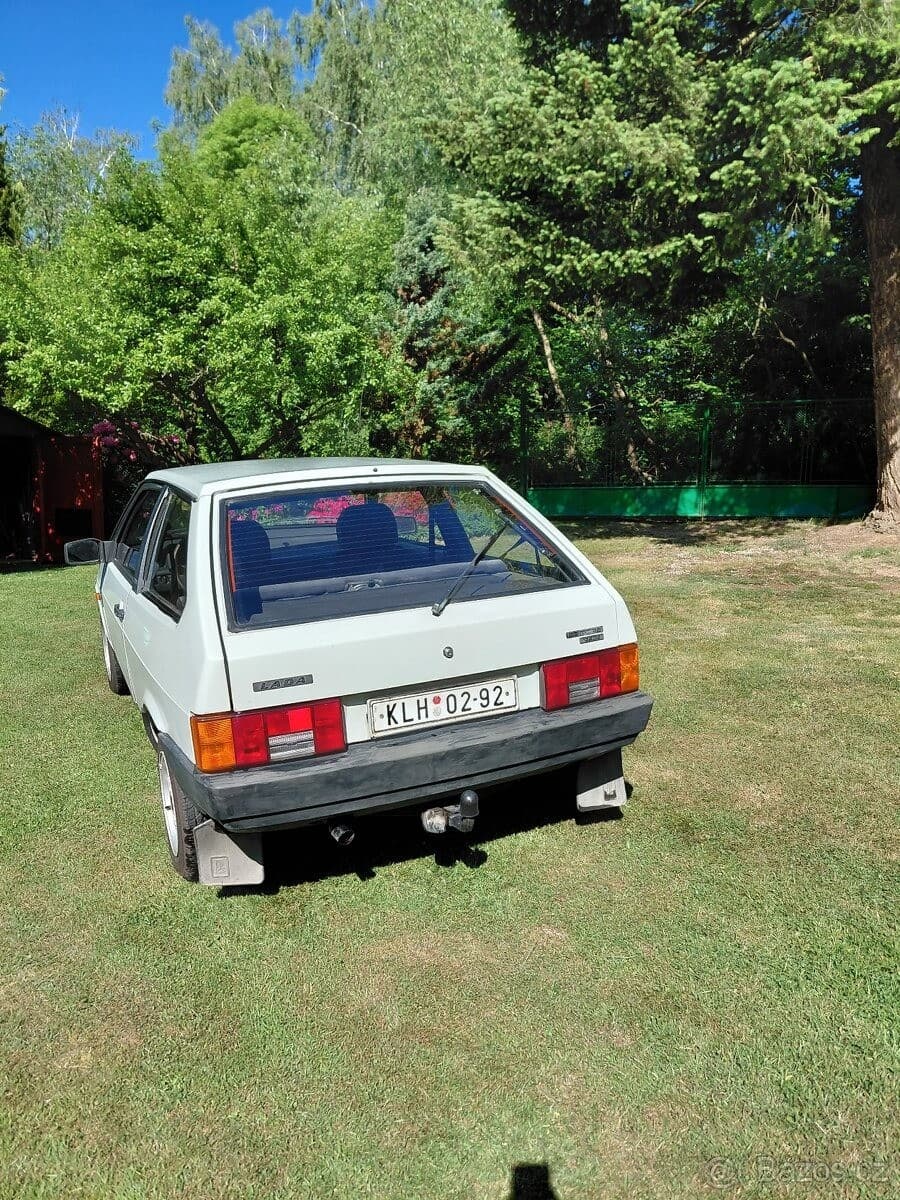 1990 Lada OSTATNÍ - 4