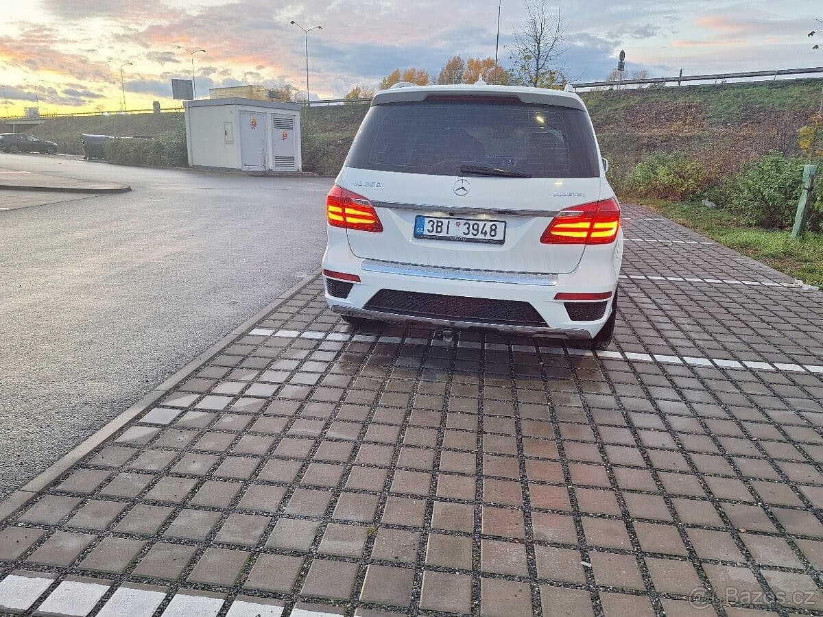 2013 Mercedes-Benz GL - 2