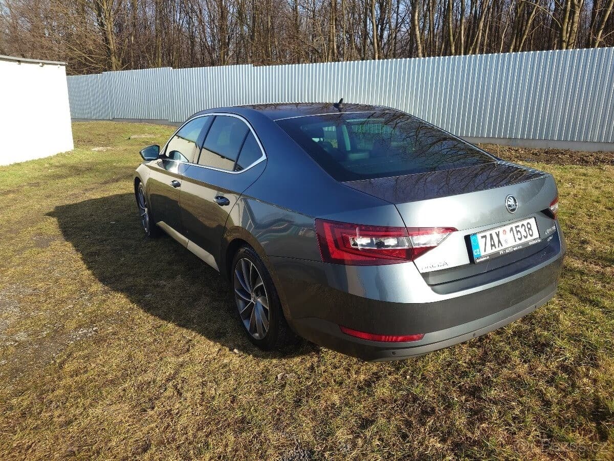 2019 Škoda SUPERB - 7