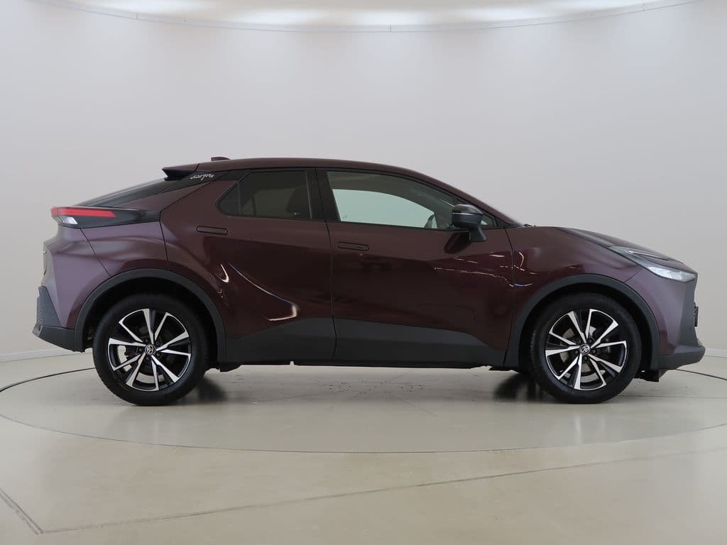 2023 Toyota C-HR - 7