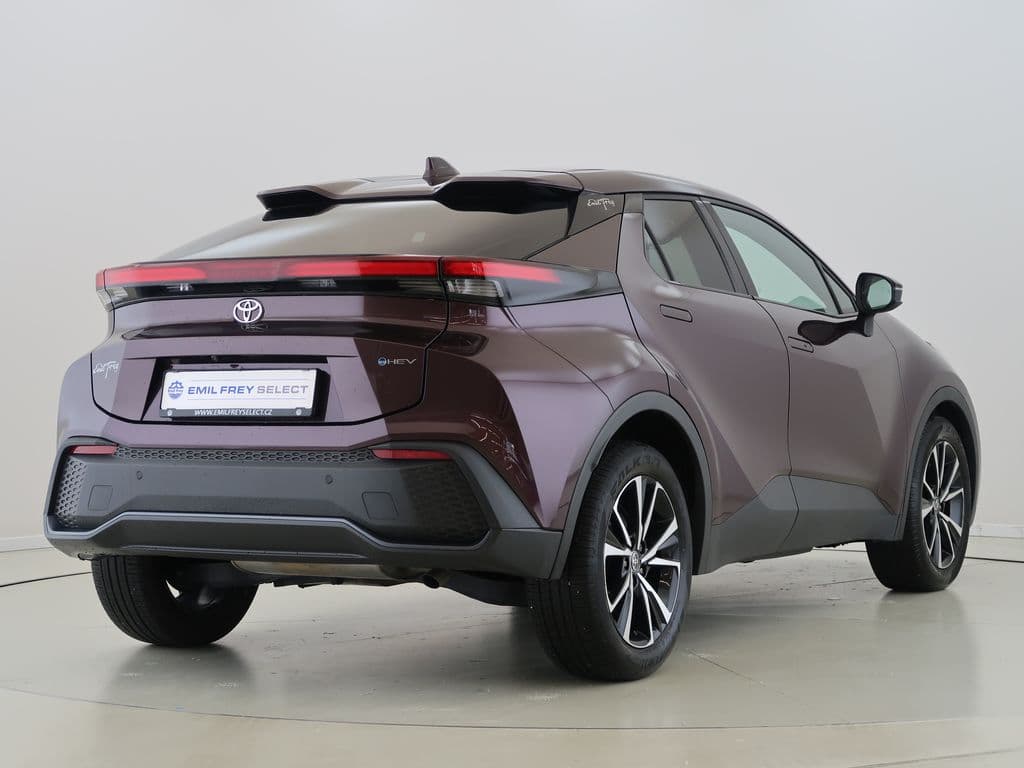 2023 Toyota C-HR - 9