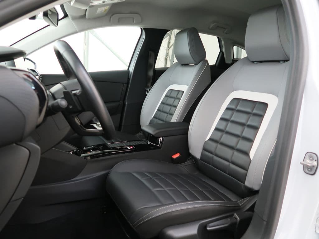 2025 Citroen C4 - 27