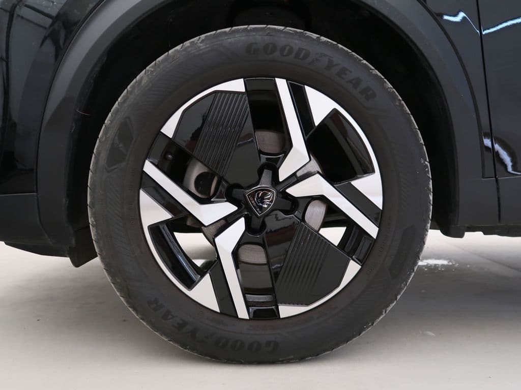 2025 Peugeot 2008 - 11