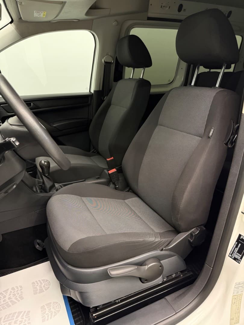 2019 Volkswagen CADDY - 11