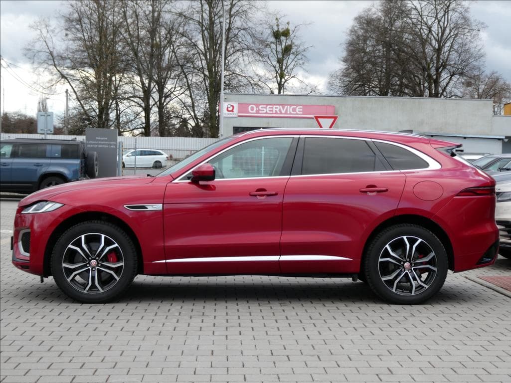 2022 Jaguar F-PACE - 3