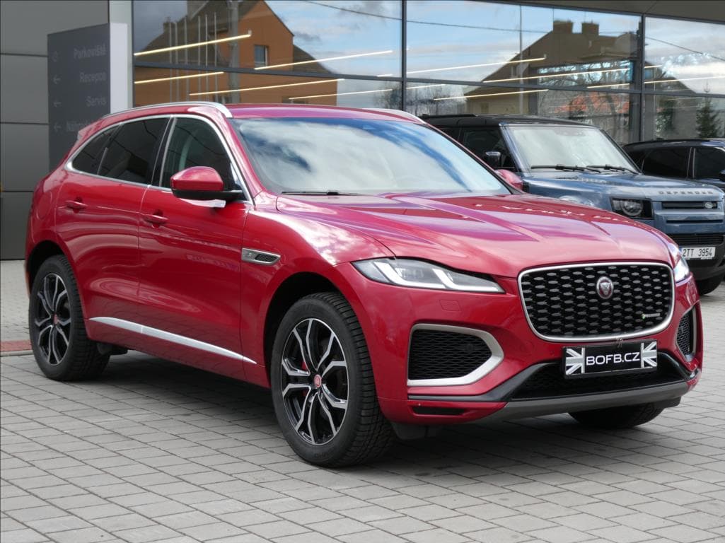 2022 Jaguar F-PACE - 9