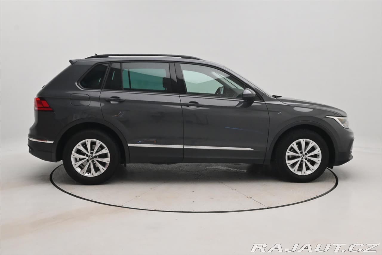 2023 Volkswagen TIGUAN - 7