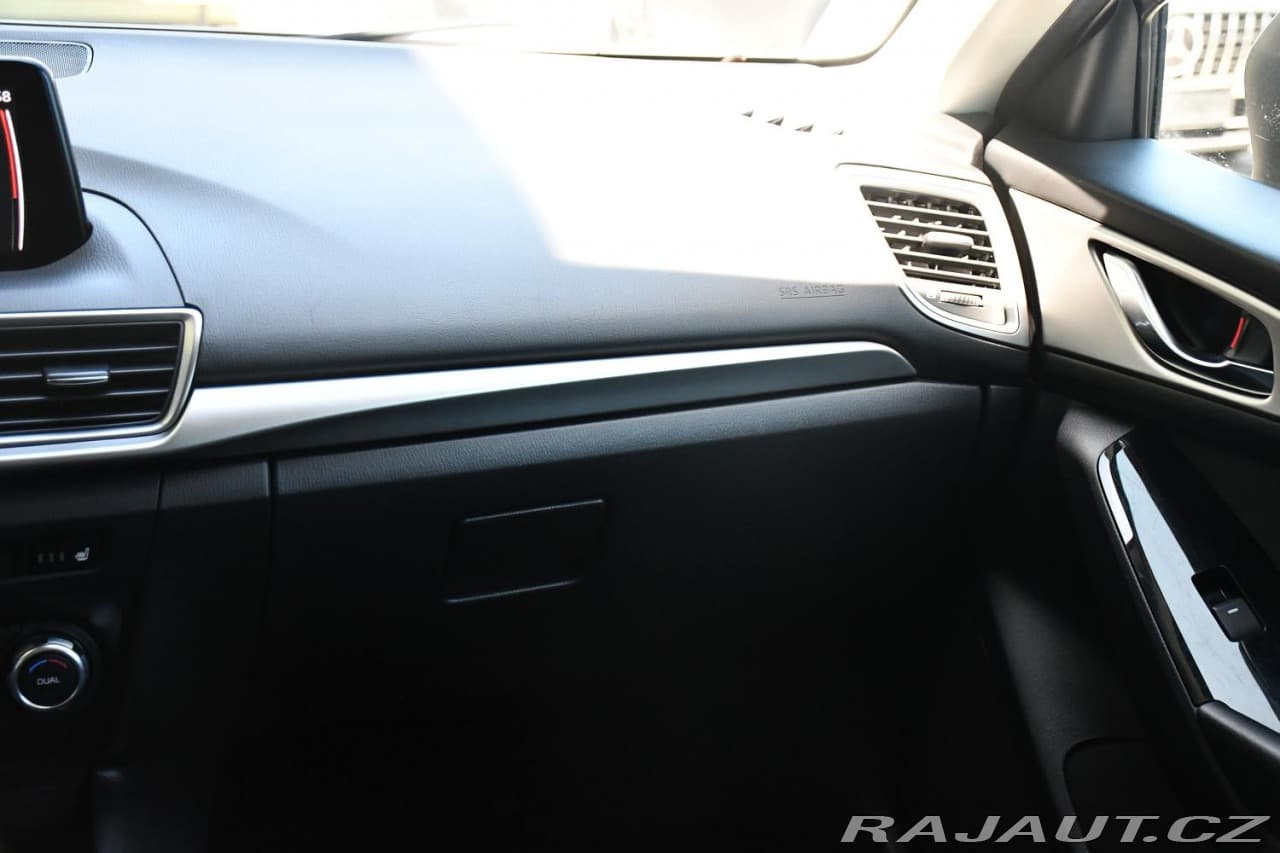 2018 Mazda 3 - 15