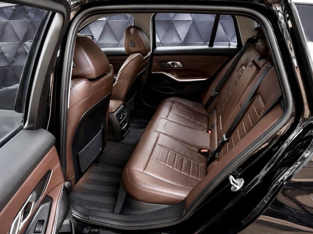 2022 BMW 3-SERIES - 11