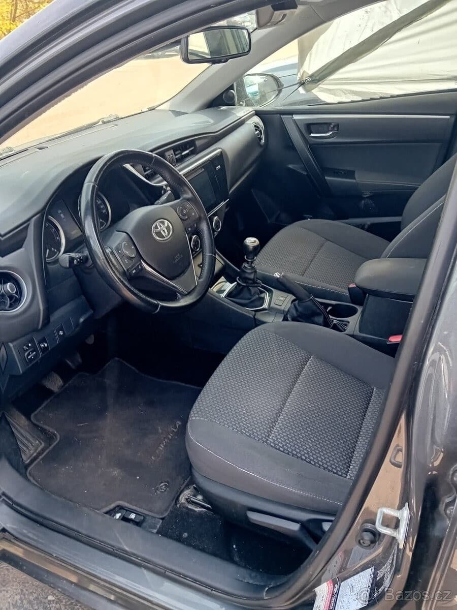 2019 Toyota COROLLA - 4