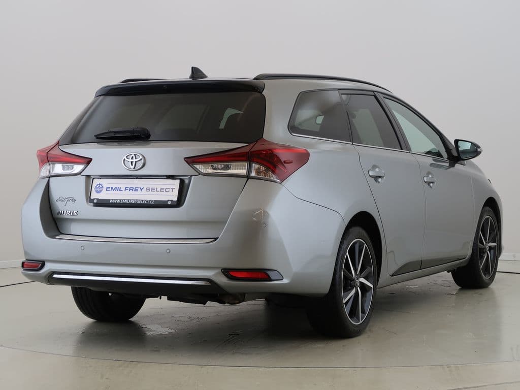 2017 Toyota AURIS - 5