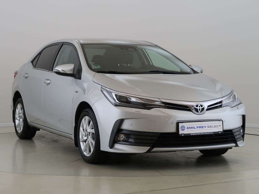 2017 Toyota COROLLA - 3