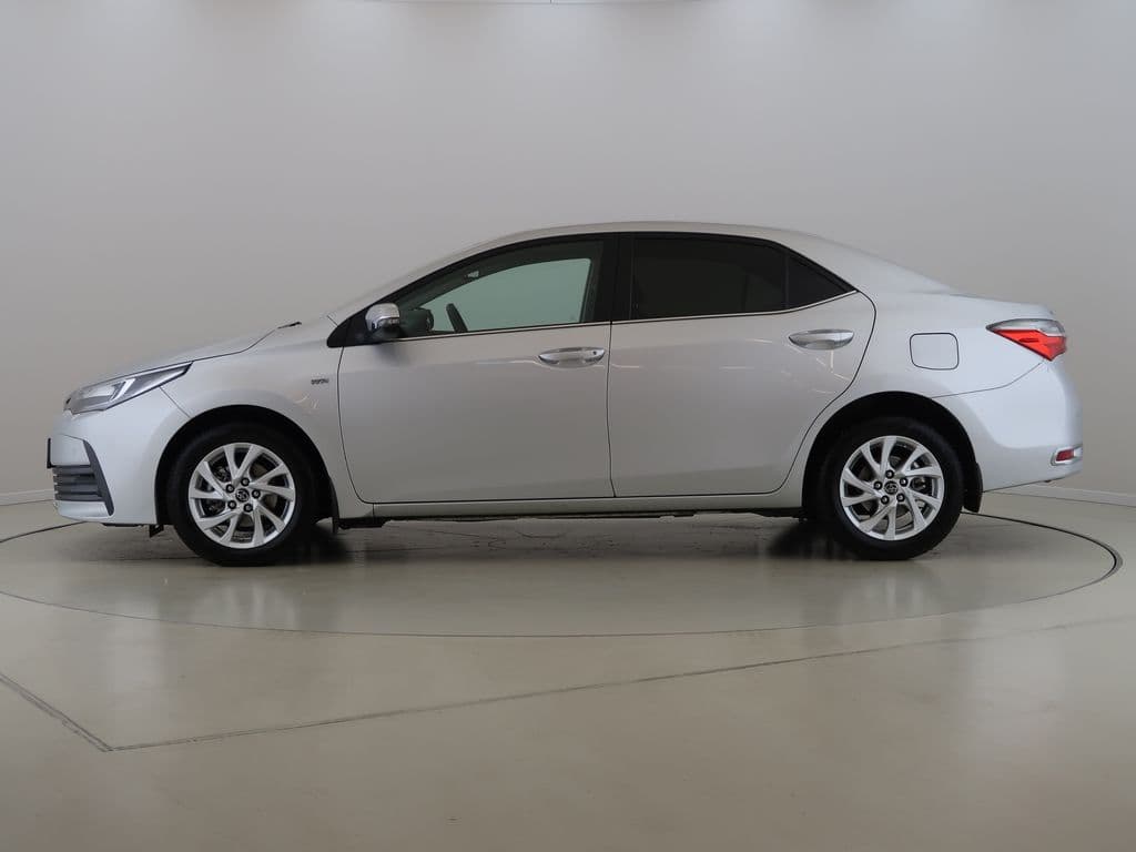 2017 Toyota COROLLA - 8