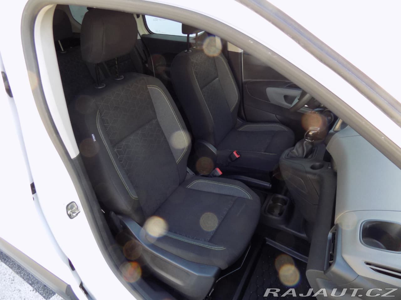 2021 Peugeot RIFTER - 16
