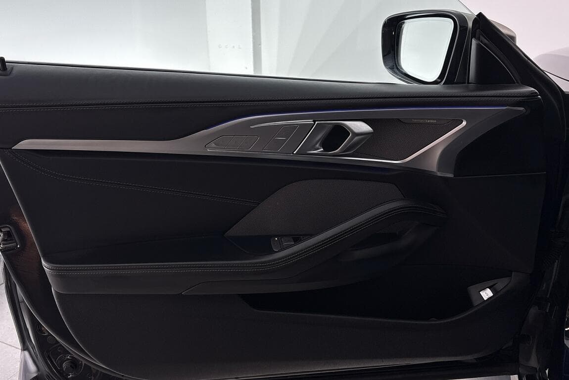 2022 BMW 8-SERIES - 29