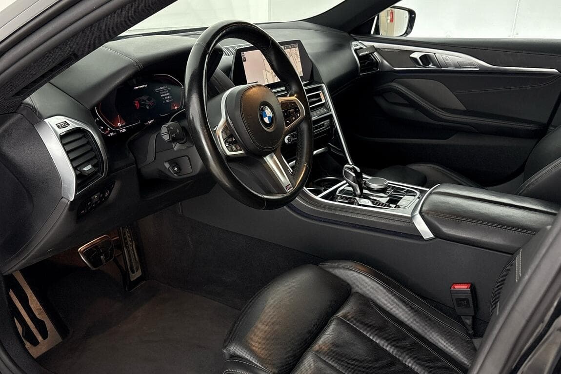 2022 BMW 8-SERIES - 11