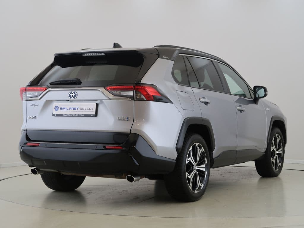2021 Toyota RAV4 - 5