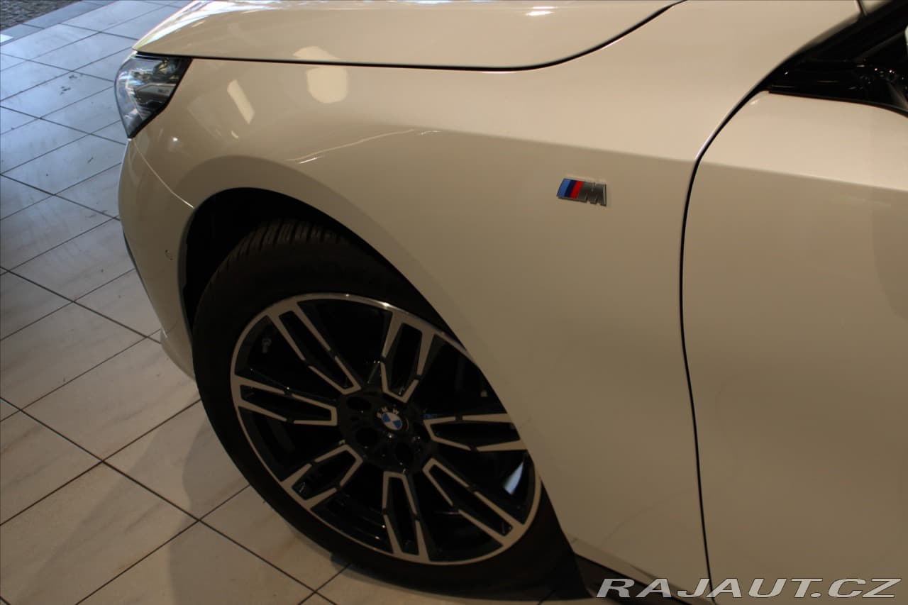 2024 BMW 5-SERIES - 8