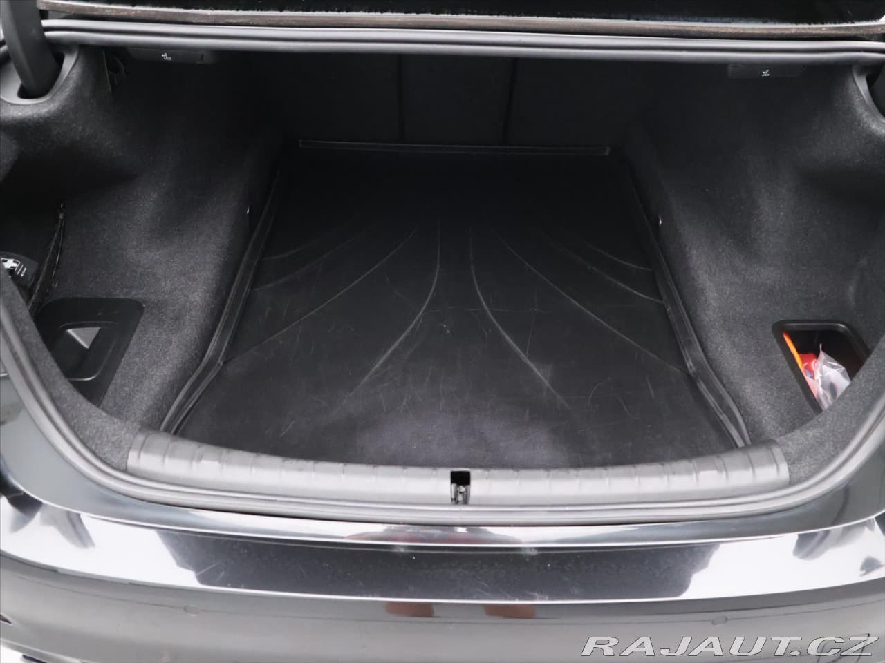 2019 BMW 5-SERIES - 10