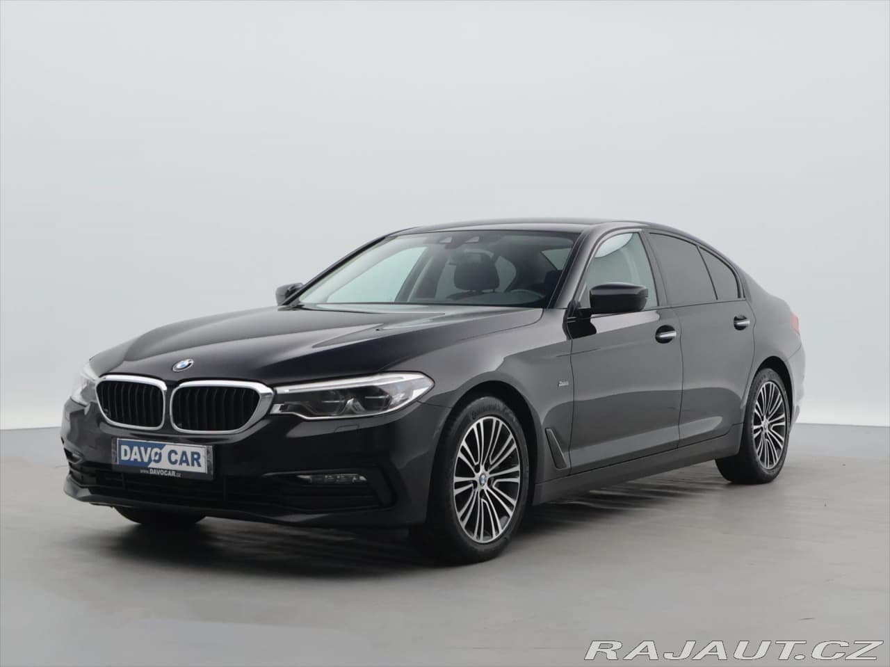 2019 BMW 5-SERIES - 3